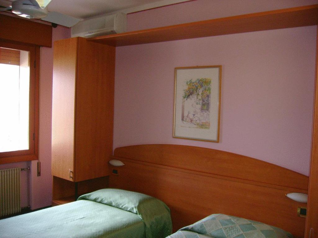 Hotel Ezzelino San Zenone Exterior foto