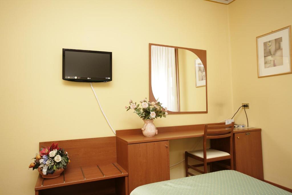 Hotel Ezzelino San Zenone Quarto foto